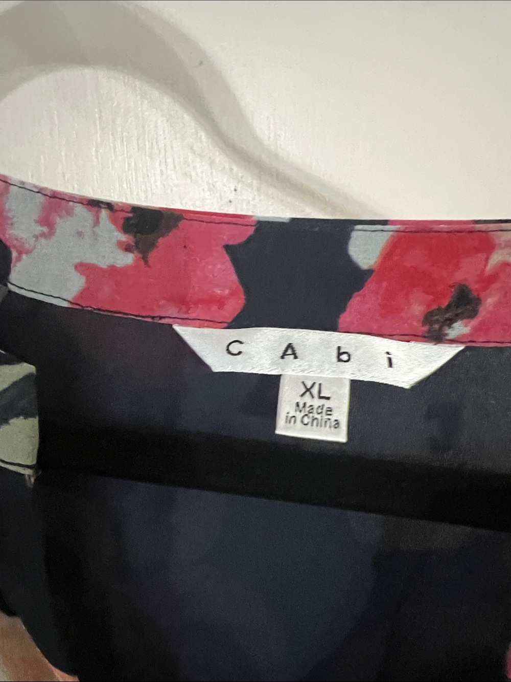 Floral V-Neck Long Sleeve Blouse - Navy/Pink - Picture 3 of 3